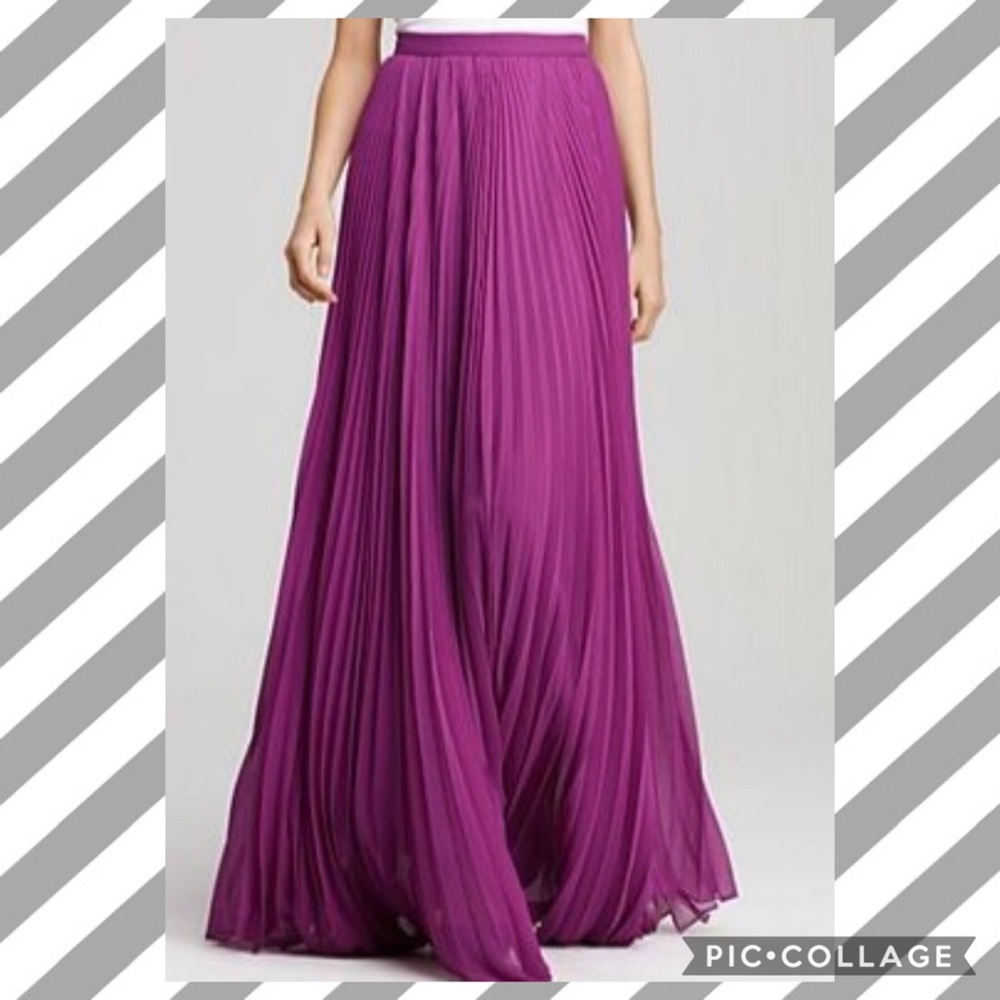 Long Flowy skirt - Alice & Olivia.  Fits 4/6